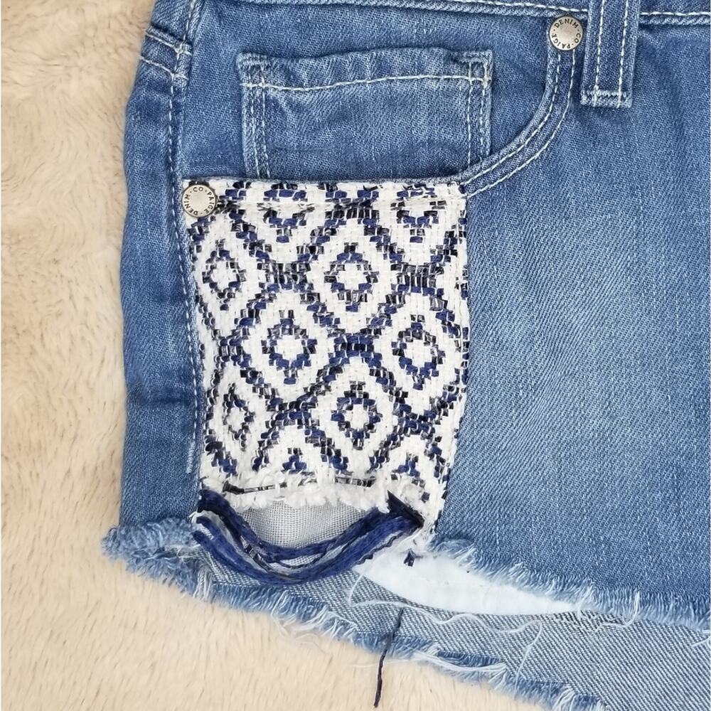 Paige Echo Park Jean Shorts 25 / 0 - Picture 3 of 8
